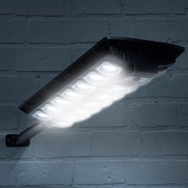 Szolár fali reflektor - 520 SMD LED - 3000 lm - 20W - 4500 mAh - IP65    Garden of Eden 55291B