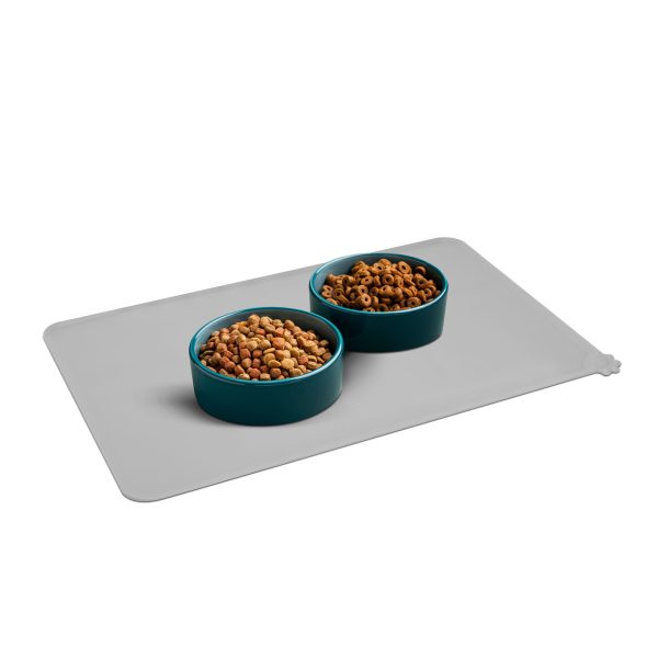 Csúszásmentes etetőtál alátét - 48 x 30 cm    Yummie 60035