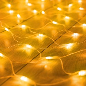 LED-es fényháló - 100 db melegfehér LED-del - 1,5 x 1,5 m - 230V - távirányítós    Family 58908A