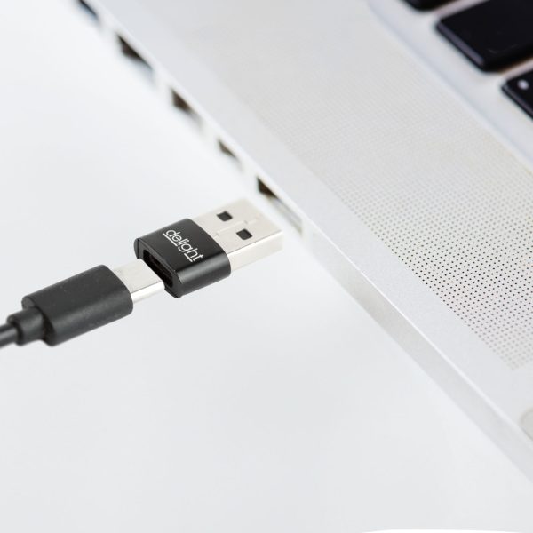 Adapter - Type-C / USB-A - 2,4A - 5V    Delight 55556BK