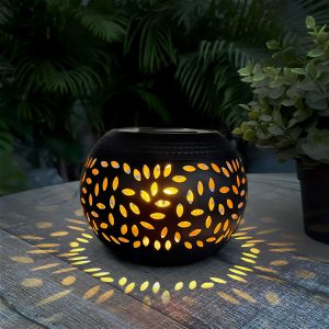 Szolár dekor lámpa - lángeffekttel - 12 sárga LED - 15 x 15 x 11 cm    Garden of Eden 13010